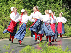 Tanzstudio Potsdam – Kindertanzgruppe Folkloretanz